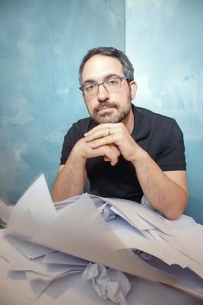 Comedian Matt Koff to host master class in writing jokes, then takes the stage for an evening of stand-up on Feb. 28 at SUNY Orange.