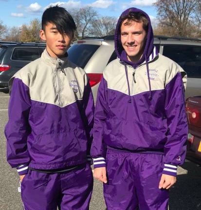 In the Boys Class A race, Andrew Yi place 37th in 16:58.60 and Daniel Hynes was 59th in 17:25.50.