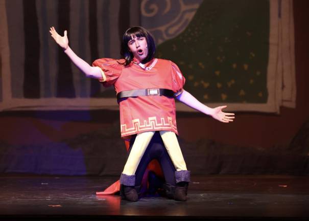 Josh Gorlin belts out a song as the diminutive Lord Farquaad.