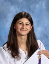 2025 MWHS valedictorian Veronica Wolnicki