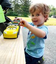 Temple Beth Shalom will host a splashing summer playdate on July 29, from 11 a.m. until 1 p.m., on its lawn at 13 Roosevelt Ave. in the Village of Florida. Provided photo.