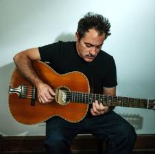 Todd Albright to perform at the Town Crier Cafe in Beacon.