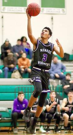 Josh Castro scored 22 in the Crusaders' victory over the Wizards.