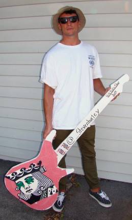 Steve Hurley and his Bill Perry Day guitar