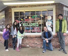 Tuxedo students paint the town for the holidays