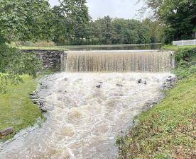 Tropical Storm Henri dropped 5.28 inches of rain in the Monroe area last weekend, prompting water in the Millpond to surge as pictured here. According information from First Due Weather from the Compound, the hyperlocal weather source, Henri dropped 6.9 inches of rain in Chester, 5.88 inches in Tuxedo Park and 4.81 in Warwick. Photo by Rob Furbeck.