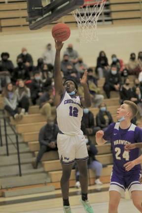 Jayden Coulanges got the Crusaders off to an early lead scoring 9 points in the first half.