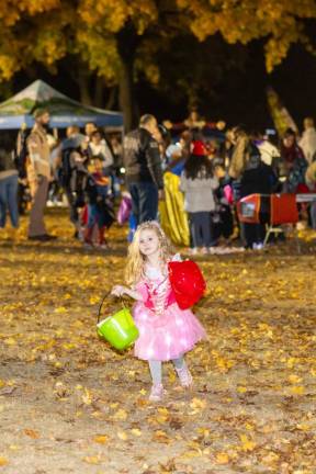Town of Monroe Halloween Trunk-or-Treat 2024. Photos by Sammie Finch