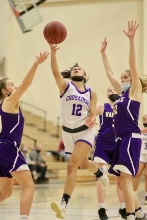 Ella Natal slices through the Wildcats defense.