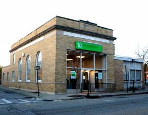 TD Bank in the Village of Warwick, where police said an alert teller thwarted a would-be robber earlier this month. The suspect was released without bail under the provisions of the State Criminal Reform Act. Photo by Roger Gavan.