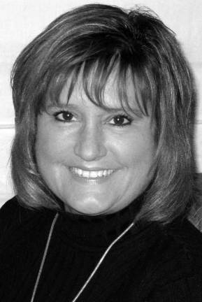 Christine Krahulik announces bid for Orange County Family Court judgeship