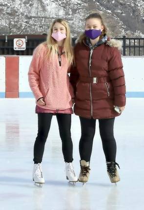 Finally! Ice skating fun for M-W Class of 2021 signifies beginning of celebratory events