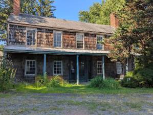 Letter to the Editor: Save the Yelverton Inn