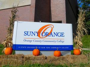 SUNY Orange announces recent grads from the surrounding Monroe-Woodbury area