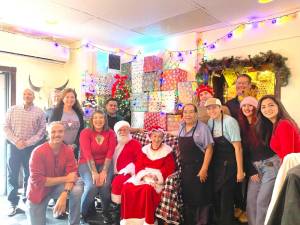 Monroe-Woodbury Rotary hosts breakfast with Santa