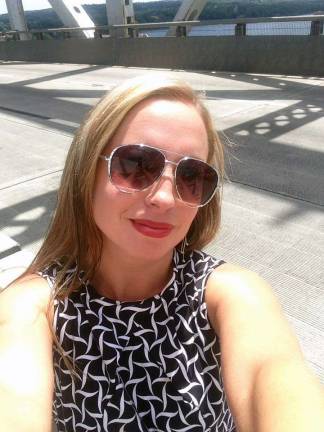 Washingtonville resident Kerry Connelly&#xfe;&#xc4;&#xf4;s &#xfe;&#xc4;&#xfa;bridge selfie.&#xfe;&#xc4;&#xf9;