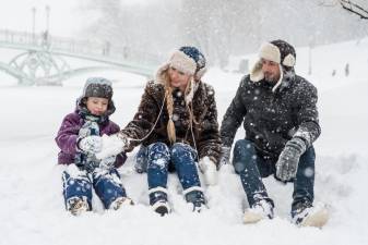 Harriman collecting hats and gloves for those in need