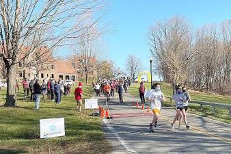 On Sunday, Nov. 8, Beautiful People, Orange County’s largest adaptive youth sports league, held its annual Fall Fun Walk, Run and Roll at the Town of Warwick Wickham Woodlands Park. Photo provided by Jeremy Zweig.