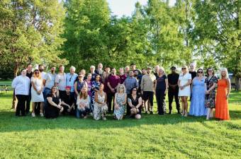 The participants of Taste of Warwick, Warwick Valley Chamber of Commerce board members: President Kim Corkum, Anita Volpe, Eddie Cullari, Corrine Iurato, Nikki “G” Grzegorzewski, John Redman, Elizabeth Cassidy and Janine Dethmers. Also pictured WVCC staff: Executive Director Stefanie Keegan and Business Manager Karen Wintrow.