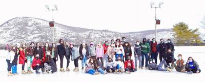 Finally! Ice skating fun for M-W Class of 2021 signifies beginning of celebratory events