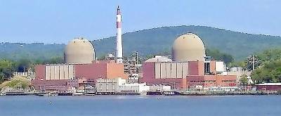 Indian Point Energy Center in Buchanan. Source: Daniel Case (Wikimedia Commons).