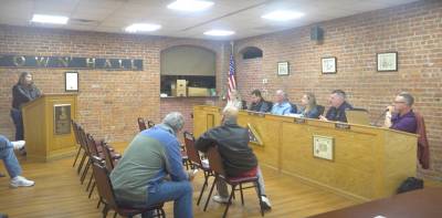 Annie McGuinness speaks to the Woodbury Town Board about her dog McGruff.