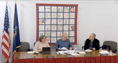 From left to right, Maria May, Kenneth English, and Jay Reichgott at the 12/28 town board meeting. (Members Michele Lindsay and Deirdre Murphy were on zoom/offscreen).