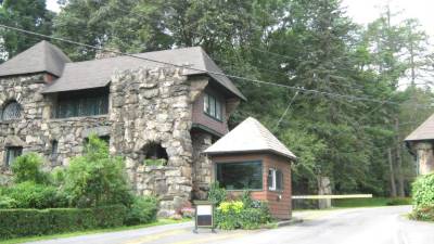 Tuxedo Park gatehouse