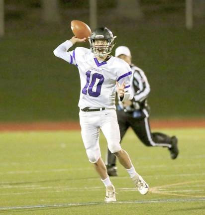 Quarterback Anthony Campione had a big night, going 13 for 21 with 152 yards and two touchdowns against the state's fifth-rank high school football team.