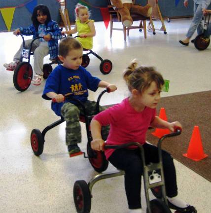 Grace Ruggiero, Andrew Llewellyn, Sneha Mullen and Darcy McPeek of Meg Clark's class.