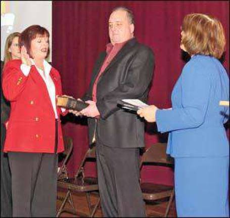 Assemblywoman Rabbit hosts swearing-in ceremony at Greenwood Lake Middle School
