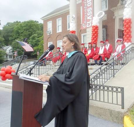 Teacher Barbara Voss also addressed the Class of 2020. She is retiring after 19 years of teacher in the Tuxedo School District. Her own two children, Annie and David, are alumni of the Tuxedo School District.