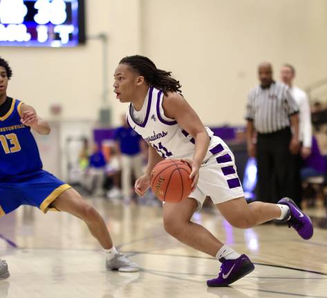 Jamir Johnson’s clutch free throws in the fourth quarter helped the Crusaders hold off the Wizards on Jan. 5.