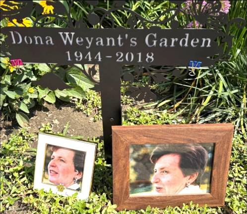 The Woodbury Historical Society celebrated its first ‘Dona Wayent Day’ on Saturday, July 25th, as a part of their garden show.