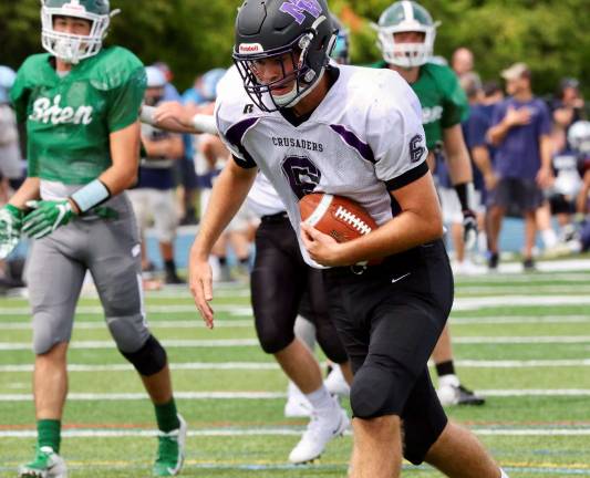 Jack Dembia scores on a short pass.