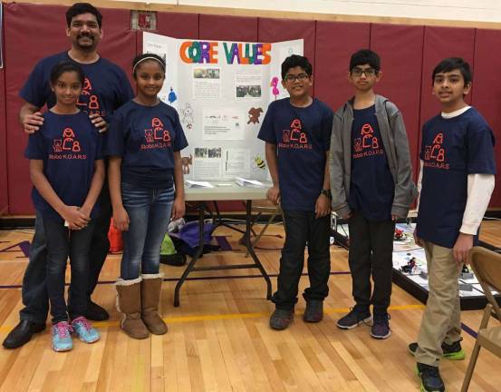 Team Robo KOARS: Coach Vikas Sonakya, with Shreya Girish, Khushi Girish, Rohan Sonakya, Aman Shetty and Om Naik.