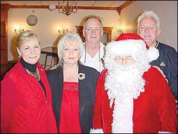 Post 488 hosts annual Christmas dinner