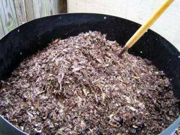 Monroe composting facility accepting leaves and brush until May 23