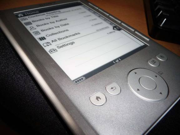 Monroe Free Library hosting programs on gardening, painting and eBooks