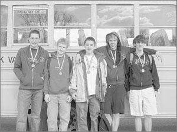 Warwick Crew Club competes in indoor regatta in New Windsor