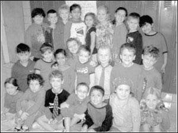 Red Ribbon lyricists and singers