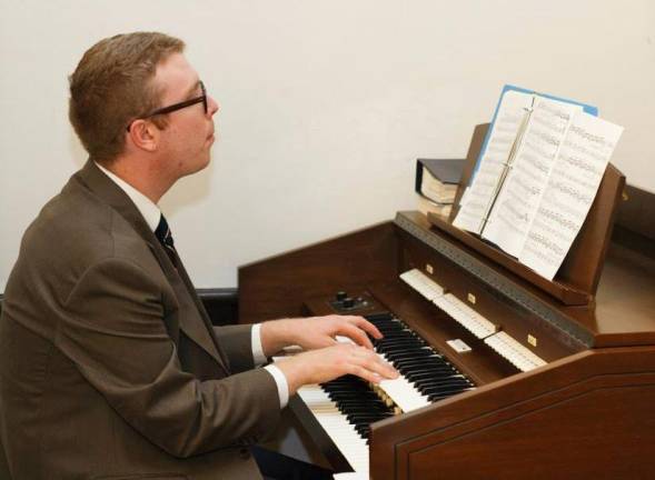 Accompanist Tim Getz