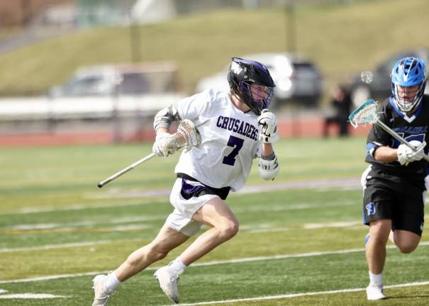 Max Weeks sprints past his Panther defender in the second half.