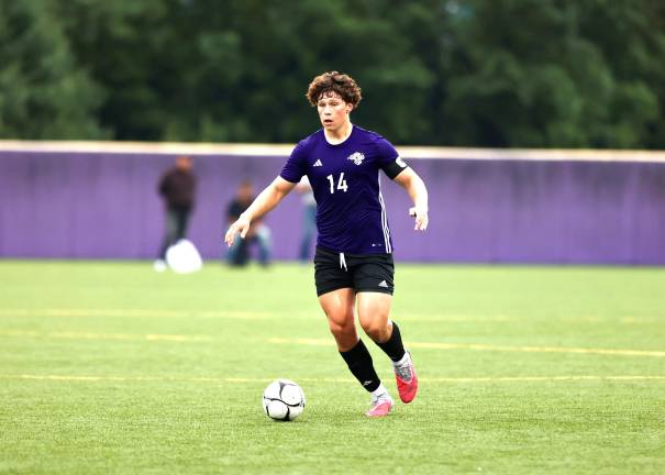 Co-captain,#14 Jayden Scamraone has helped the Crusaders record three straight shutouts.