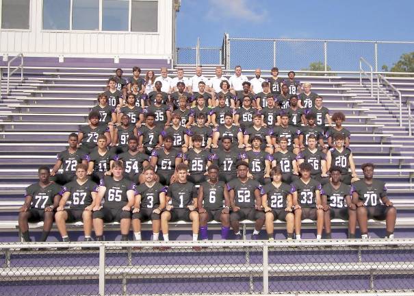 The 2022 Crusader Varsity Football Team.