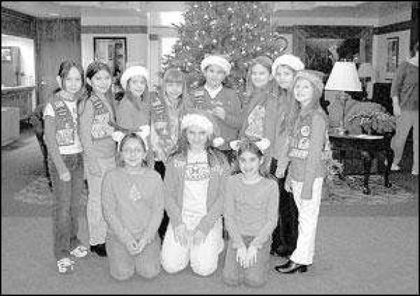 Troops spread holiday cheer