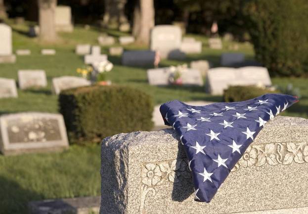 Veterans to be honored with wreath escort parade, ceremony