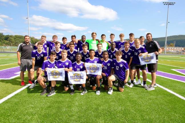 The 2019 Crusaders Varsity Soccer Team.