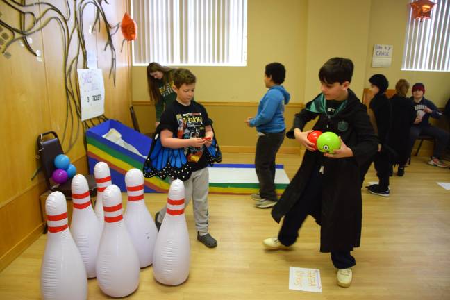 Children enjoying the 2025 Purim Carnival. This year’s event will be at Monroe Temple, Monroe, N.Y.