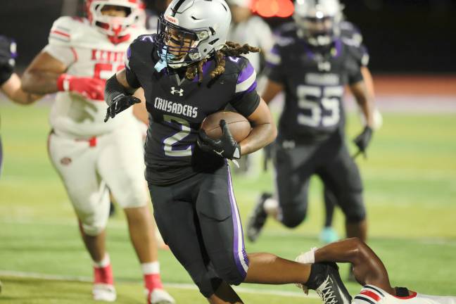 #2 Braylon Shillingford had 7 receptions for 60 yds and one TD in the game.